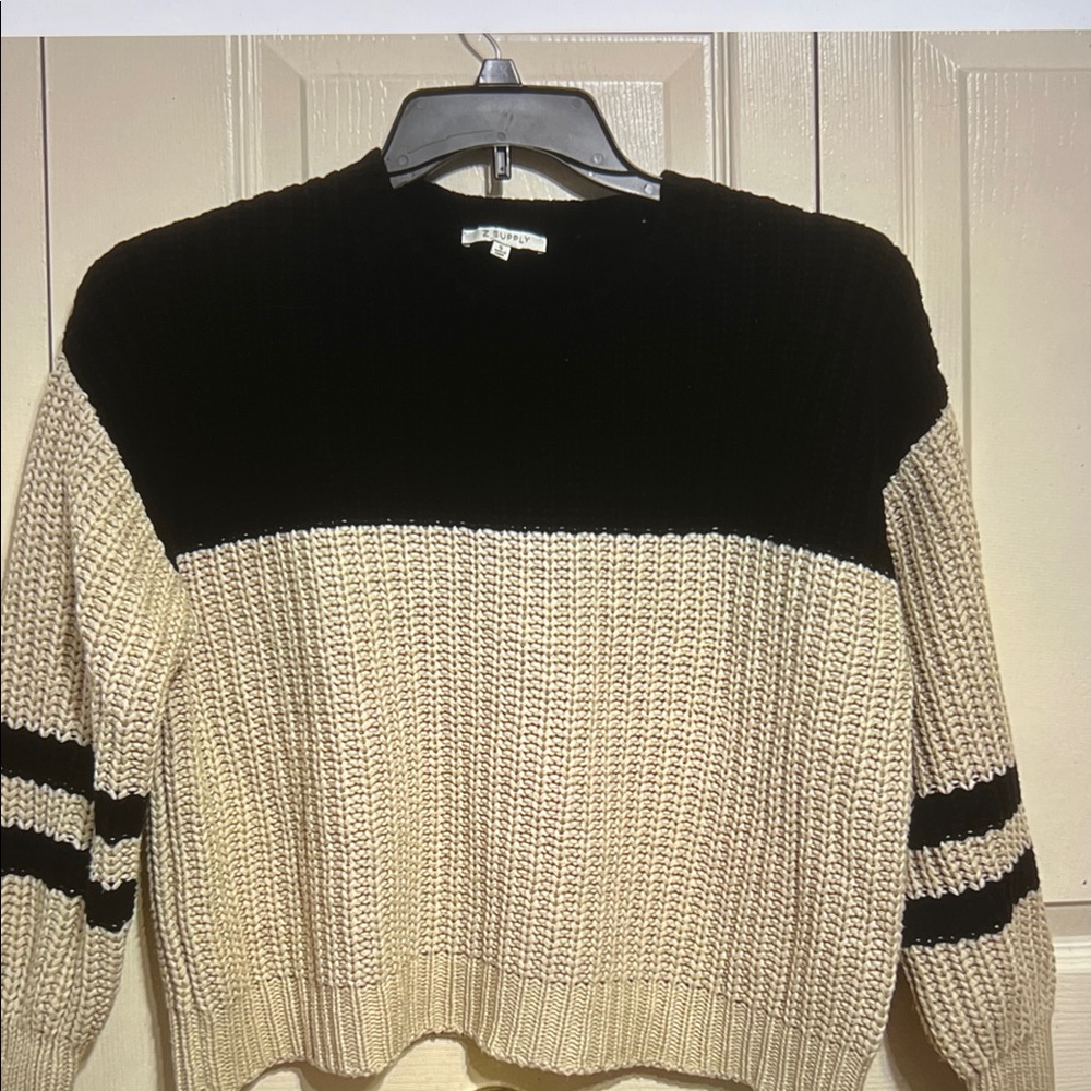 Z Supply Mens Black Crewneck Sweater size S pit to pit 23
